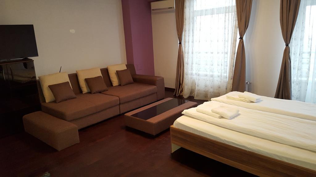 Sunlight Studio Apartment Gran Varadino Esterno foto